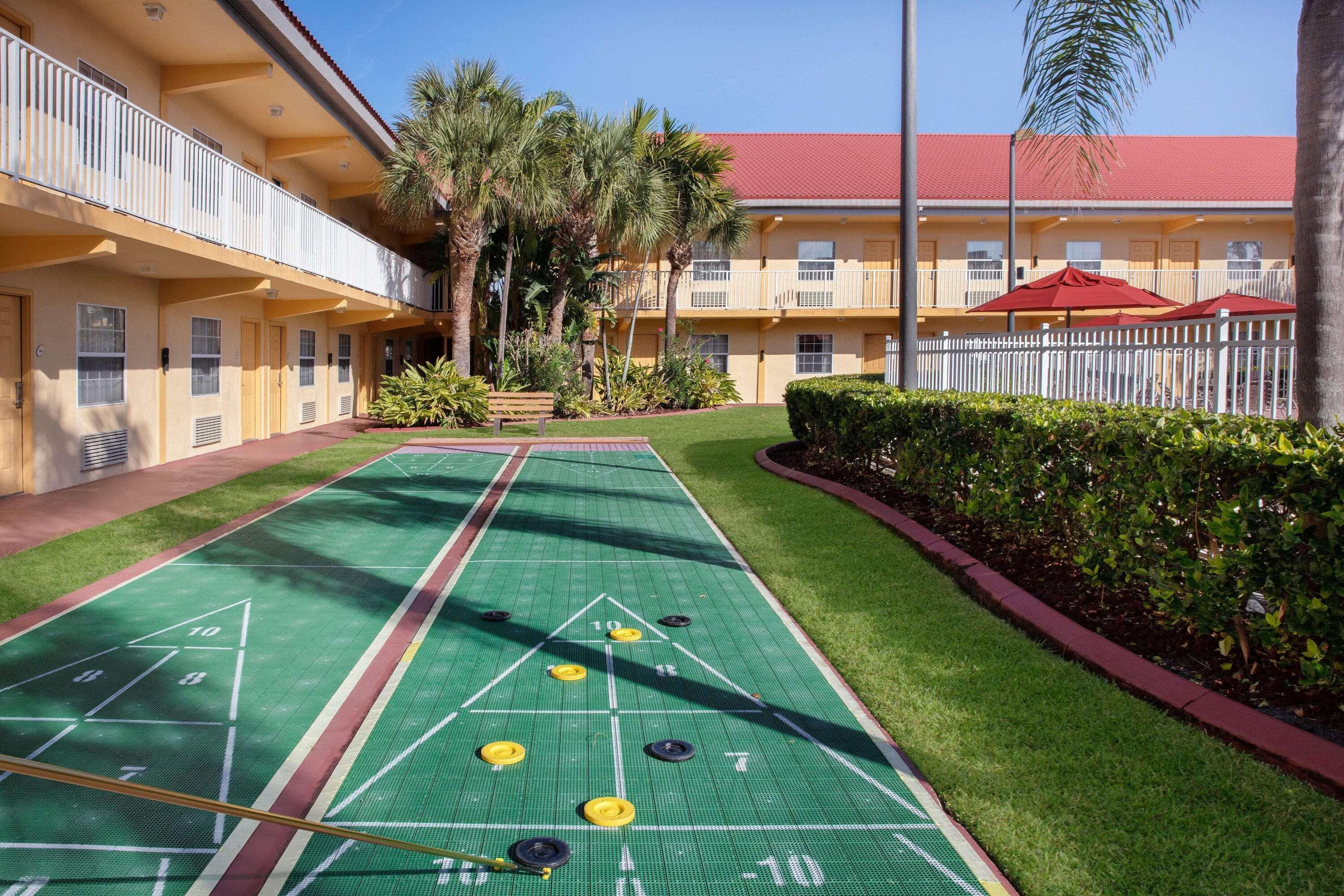 La Quinta Inn By Wyndham Cocoa Beach-Port Canaveral Zewnętrze zdjęcie